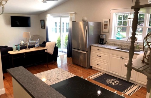 Ogunquit Condo | Chicky's Place - Spacious Two Bedroom Condo- 15 min walk to Footbridge Beach