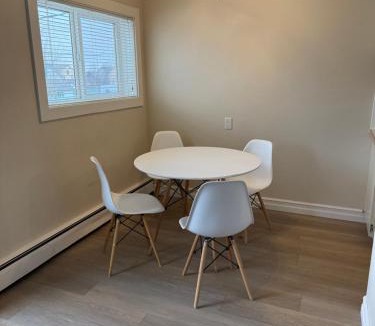 Strathmore Apartment | Chinook II