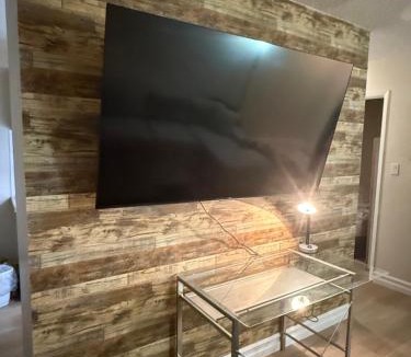 Strathmore Apartment | Chinook II