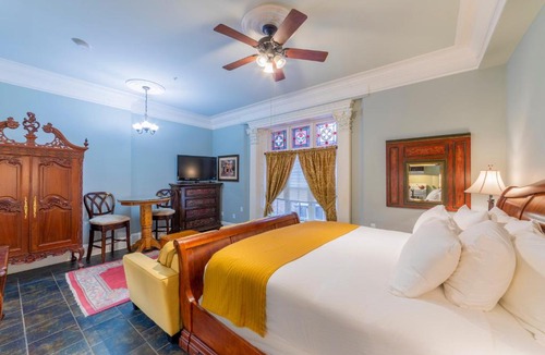 Saint John Apartment | Chipman Hill Suites - Pratt House