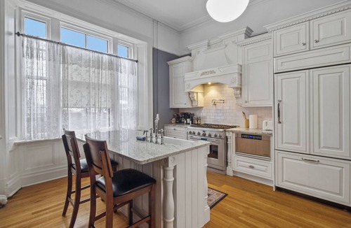 Downtown St. John's House | CIRCA 1800 TWO-STORY EXECUTIVE RENTAL SUITE