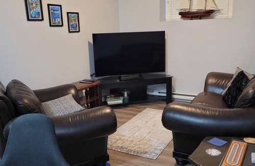 East Clayton House | Clayton Heights Private Suite