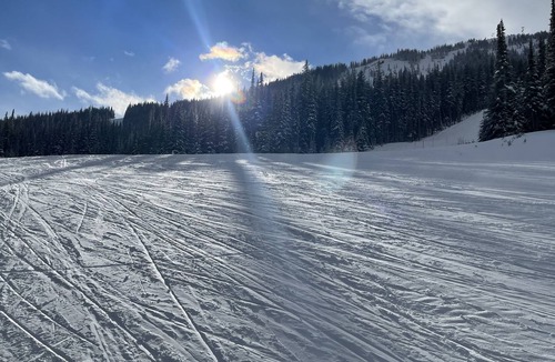 Apex Mountain Cabin | Clearview in lower suite close to village
