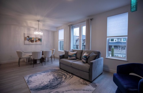 Regional District of Nanaimo Apartment | Coastal Suite 202 - The Agora a Boutique Hotel