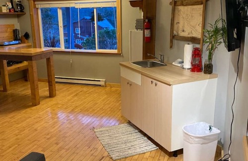 Ucluelet Condo | Coastal Suite – Waterfront Harbour Retreat in the Heart of Ucluelet