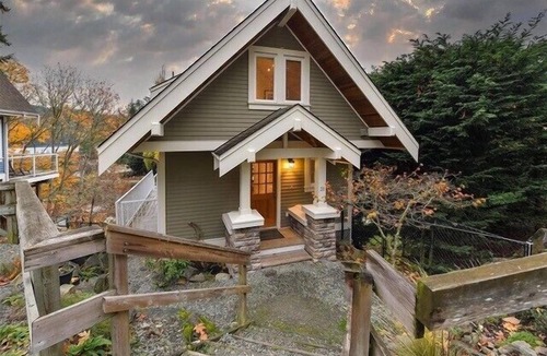 Pender Island Cottage | COB 31-Stunning Marina View Cottage on Pender Island