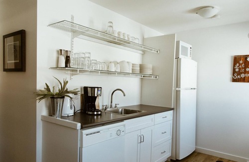 Rossland Apartment | Colombia Avenue Loft - Downtown Rossland