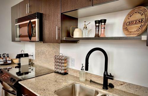 Beltline Apartment | ColoursNest - Downtown apt spectacular view and location