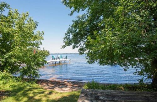 Fenelon Falls House | Columba - New Lofted Kabin