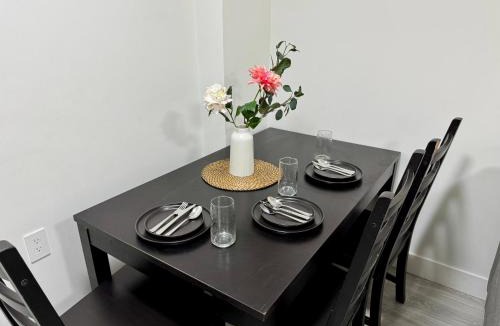 Sunset Apartment | Comfort 2 BR Vancouver!