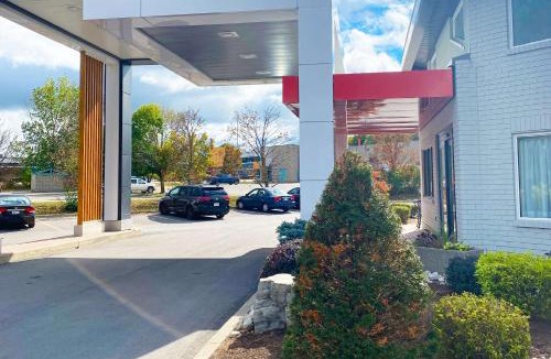 Cambridge Hotel | Comfort Inn Cambridge - Highway 401