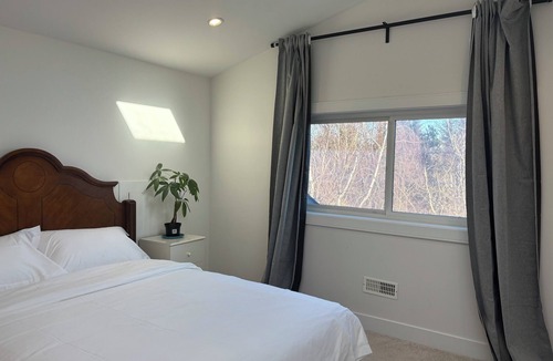 Richmond House | Comfortable Room in a Shared Home