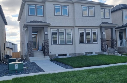 Fort Gary House | Comfy Apartment at Prairie Pointe.