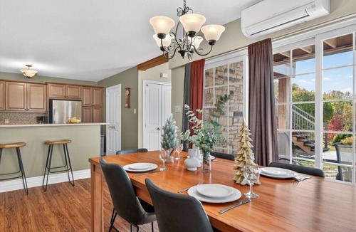 Saint-Faustin-Lac-Carre Apartment | Condo familial Mont Blanc, accès ski in Ski out