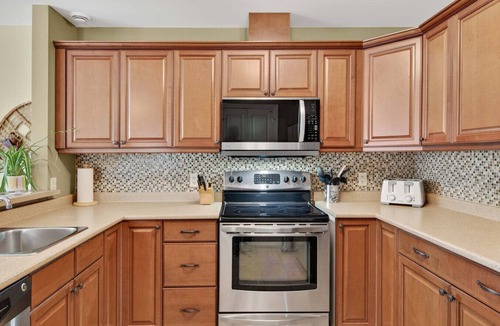 Saint-Faustin-Lac-Carre Apartment | Condo familial Mont Blanc, accès ski in Ski out