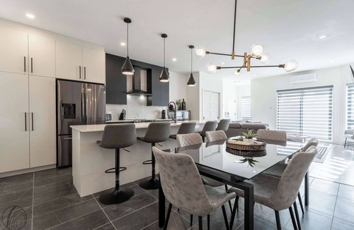 Saint Donat Condo | Condo le Yéti | Lake view | Village St-Donat | dogfriendly