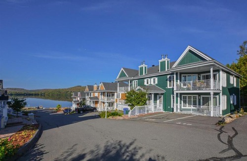 Saint Donat Apartment | Condo Lac Archambault 316