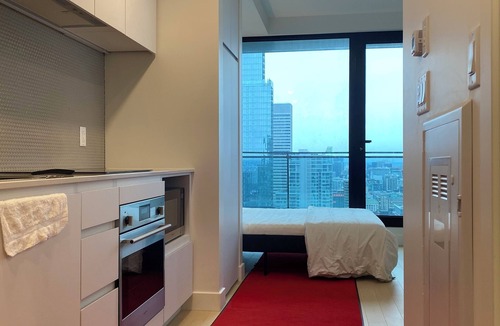Quartier des Spectacles Condo | CONDO MEUBLÉ – TOUT INCLUS/FURNISHED CONDO – ALL INCLUSIVE