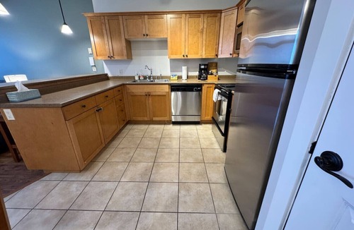 Golden Apartment | Condo Valley Vista- Ski-in/Out with Hot Tub access