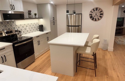 District of North Vancouver House | Convenient location, close to everything, suitable for active couples