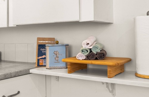 Fairfield House | Cook Street Village Suite with Parking