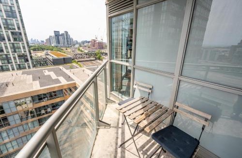 CityPlace Apartment | Corner 2 Bedroom 2 Bathroom Condo Balcony Iceboat Terrace Downtown Toronto