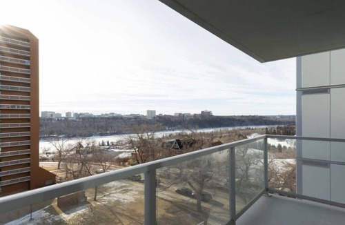 North Central Edmonton Apartment | Corporate Stays | Hendrix 1 Bedroom