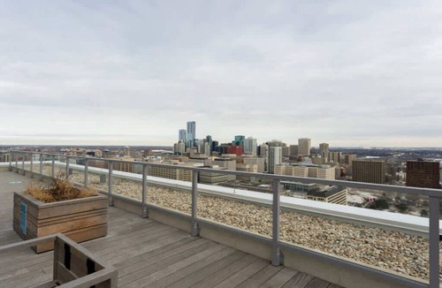North Central Edmonton Apartment | Corporate Stays | Hendrix 1 Bedroom