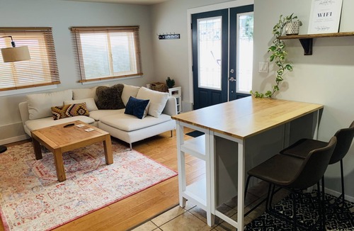 Rossland House | Cosy winter getaway in the beautiful Kootenays
