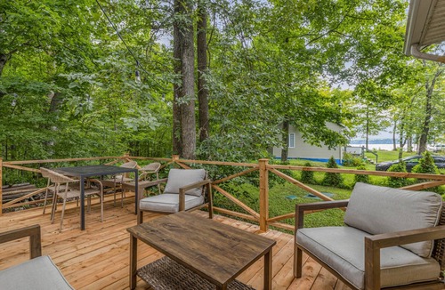 Saint-Augustin-de-Desmaures Ski Chalet | Cottage SKYE | River view | Fireplace | Quebec