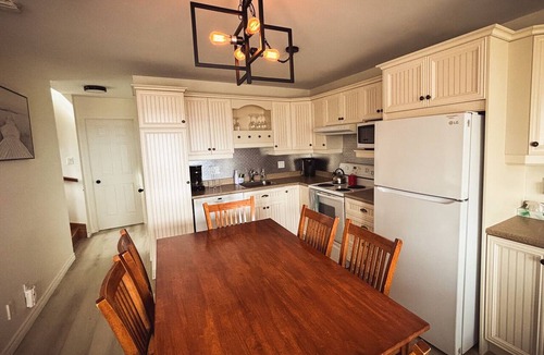 Baie-St-Paul Condo | Cottage paired with an unlimited horizon