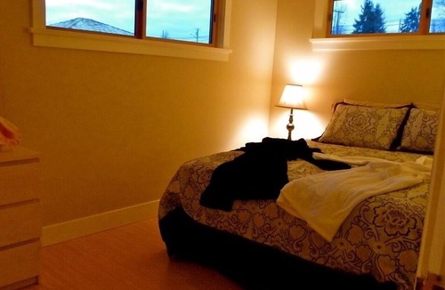 Courtenay House | Courtenay Beach House - Minutes to golf ski fishing