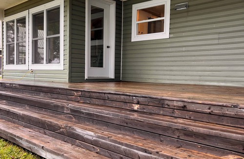 York County Cottage | Covered Porch Cottage on First Eel River Lake