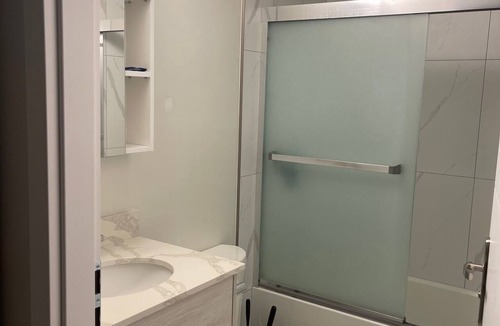 Kitchener Apartment | Cozy 1 bedroom 1 bath in a Beautiful Apartment at Kitchener-Waterloo Downtown