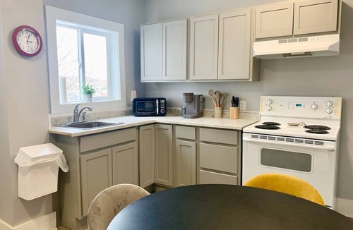 Saint John Apartment | Cozy 1BR by Hospital & Uptown