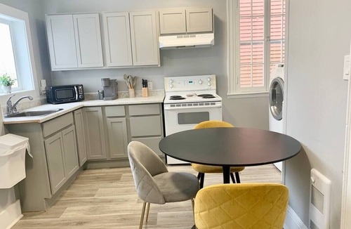 Saint John Apartment | Cozy 1BR by Hospital & Uptown