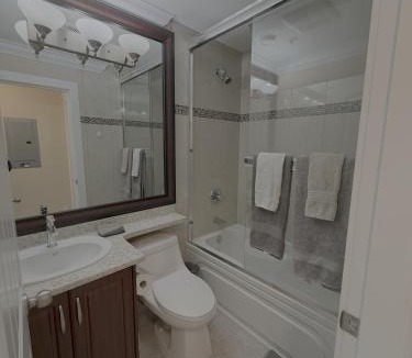 Hastings Apartment | Cozy 2 Bdrm Basement suite in the Heart of Renfrew Heights