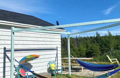 Hants Harbour Cabin | Cozy 2-bedroom cabin in peaceful New Chelsea, perfect for relaxing getaway!