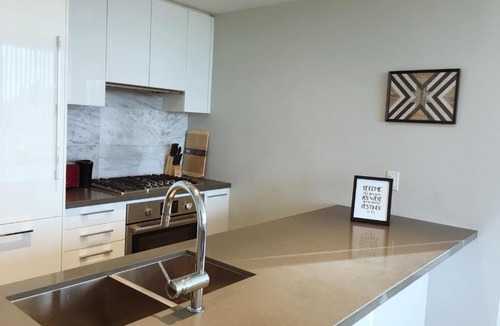 Vancouver Apartment | Cozy 2 Bedrooms Condo In UBC
