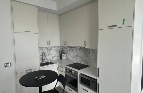 Vaughan Condo | COZY 2 BEDROOMS FULL BATH IN THE NEW DOWNTOWN VAUGHAN FROM SUBWAY. ONE PARKING