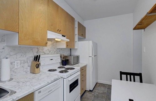 Carleton Place Apartment | Cozy 2-Level Retreat in Carleton Place