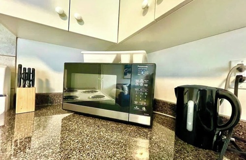 Renfrew-Collingwood House | Cozy 2BR Near Metrotown & Burnaby Hospital