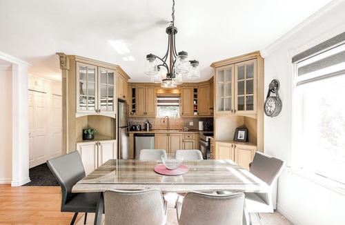 Magog Condo | Cozy 3 bedroom condo in Magog with a semi private loft.Great location.