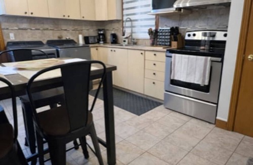 Tetreaultville Apartment | Cozy 3BR Getaway with Backyard & Included parking