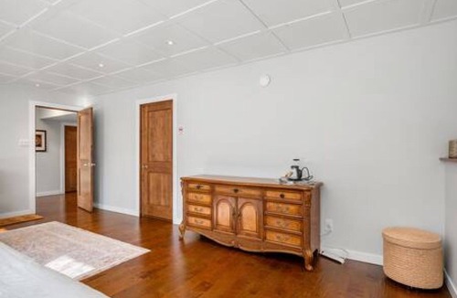 Kelvin Grove House | Cozy 3BR Home,Huge Backyard in Quiet Neighbourhood