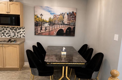 Riverside House | Cozy 4 Bedroom Home Near Tecumseh Mall
