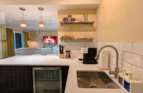 Maple Ridge House | Cozy and Chic unit with private entrance.