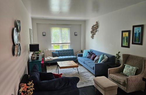 Pickering House | Cozy and comfortable home - Living room and Kitchen is shared