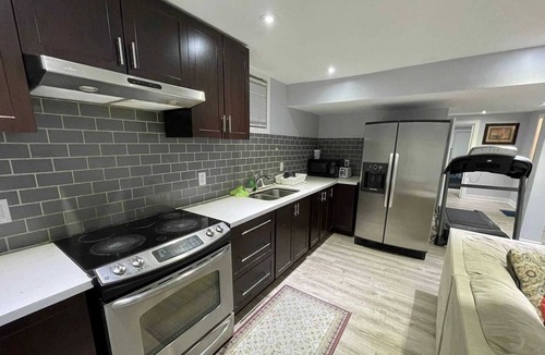 Brampton Apartment | Cozy and fully furnished 2-bedroom basement apartment in Brampton