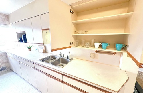 Burnaby House | Cozy and spacious house for the family!